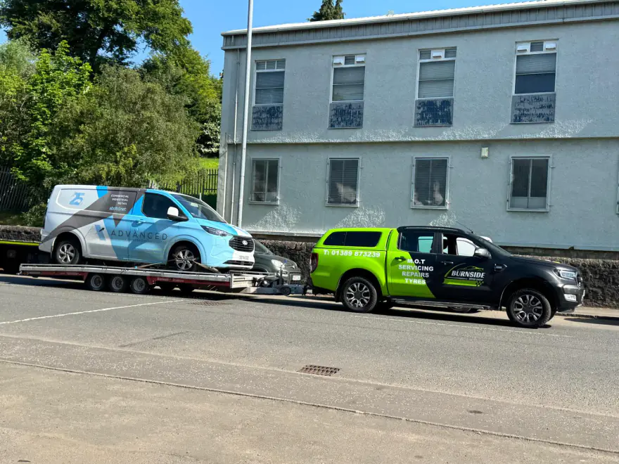 The Burnside Recovery truck and Ranger on a job together